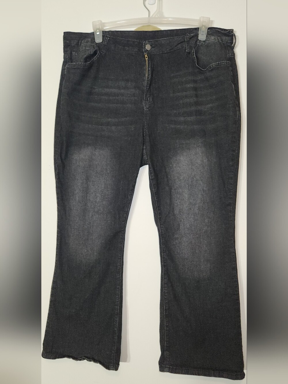 SHEIN Fit Brand Black faded Jeans. Relaxed Fit. Lightweight Denim. Size 22
